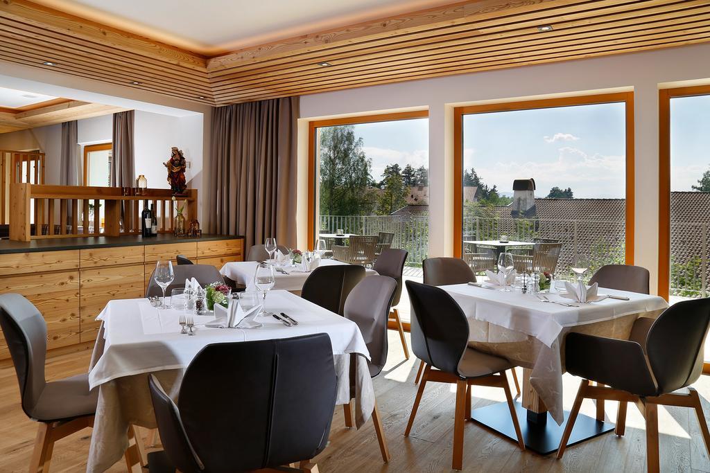 Gasthof Weber Petersberg ภายนอก รูปภาพ